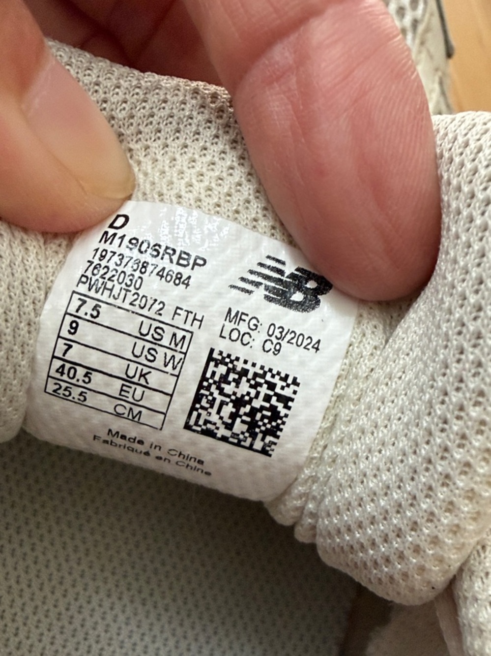New Balance Women's White Sneakers with Pink Accents - Picture 6 of 6
